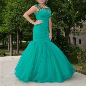 Sherri Hill prom dress.  Gorgeous.